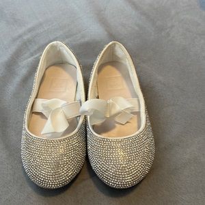 Silver sparkly flower girl shoes-worn one day